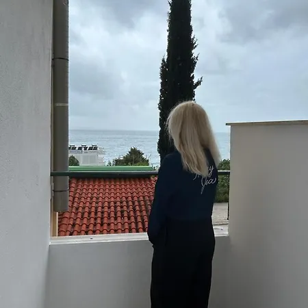 Blue Pearl Sarandë